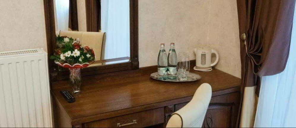 Mini-Hotel Guest House Inn Lviv Eksteriør billede